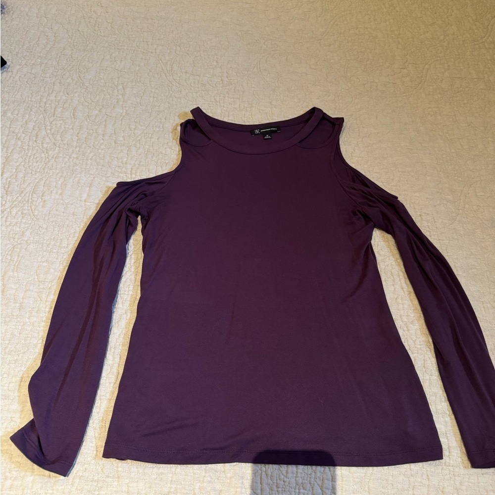 INC Long Sleeve Tee with Cut-out Shoulders Purple Size M